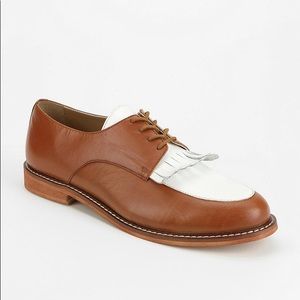 Urban Outfitters Kiltie Fringe Oxford